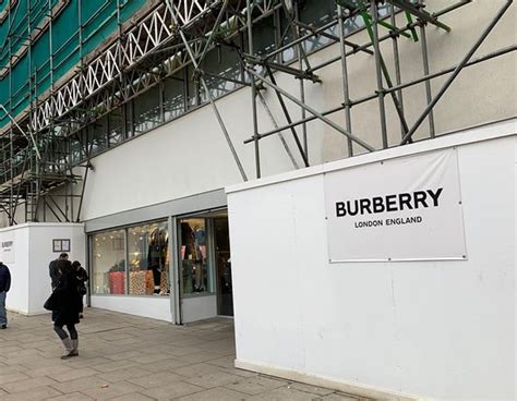 Burberry factory shop London